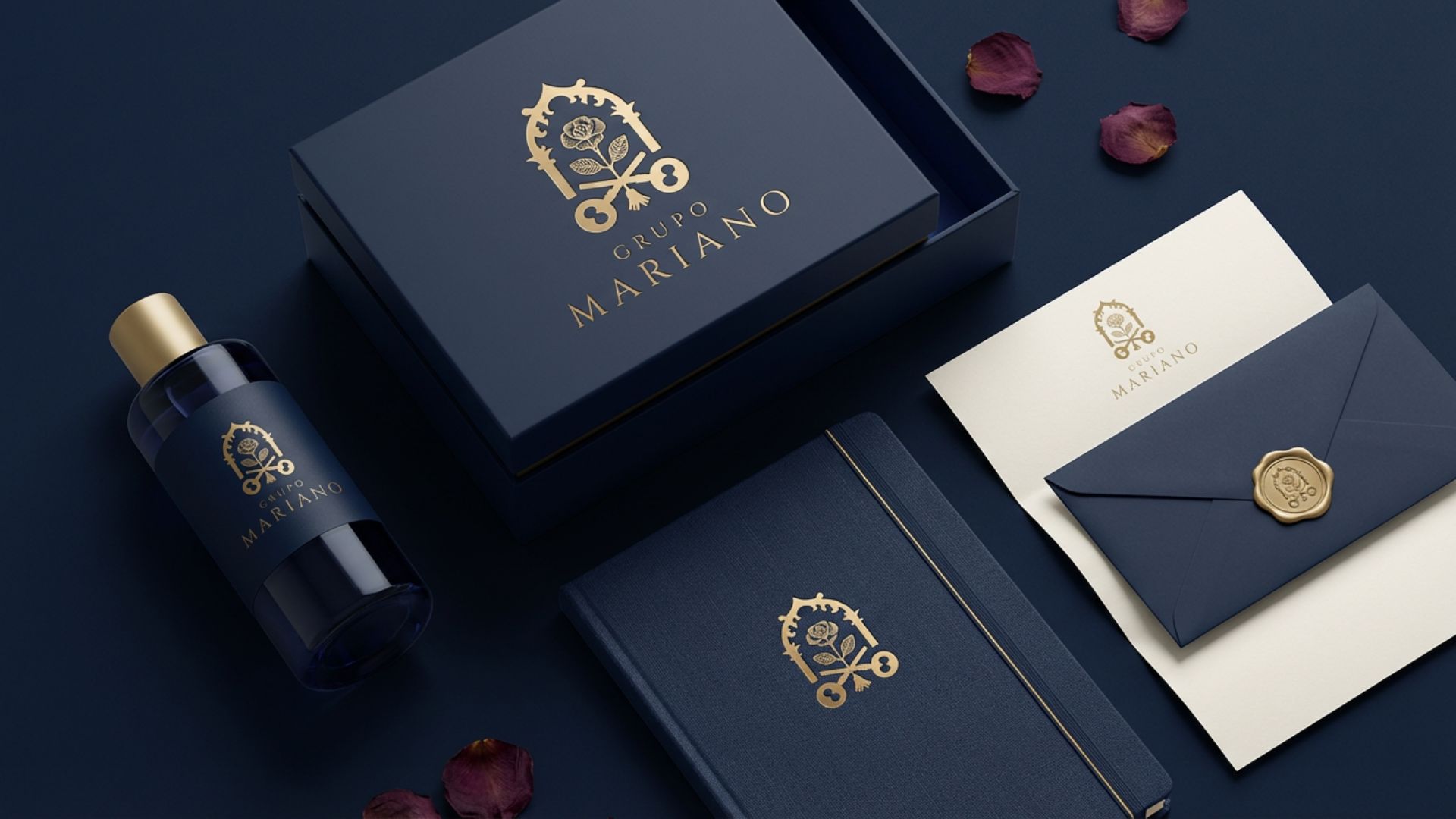 Grupo Mariano — slide 2: Kit papelaria premium